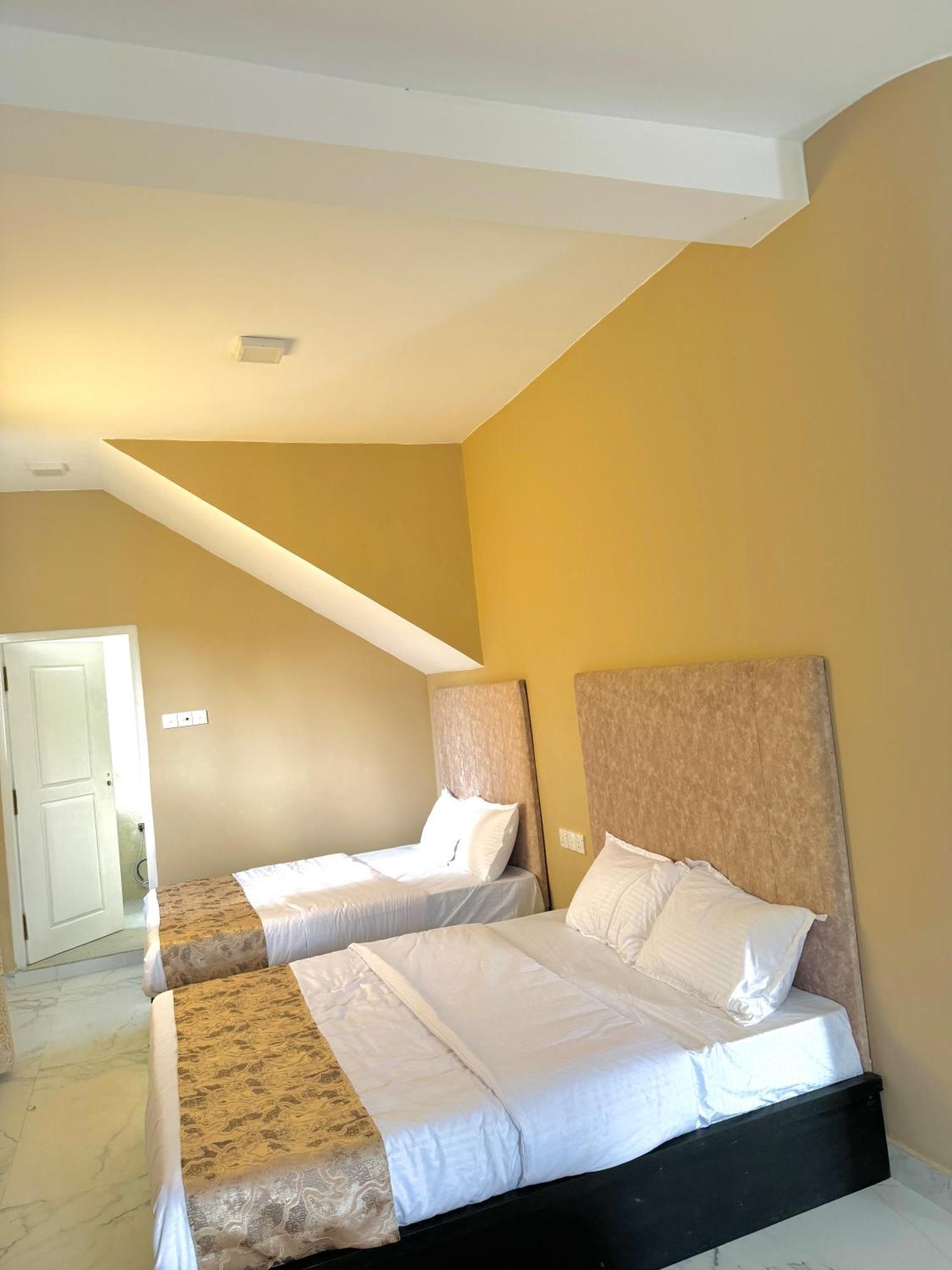 Royal Bliss Hotel Nuwara Eliya Exterior photo